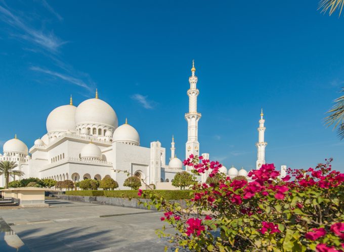 Essence of the Emirates: A Grand UAE Discovery 7D/6N