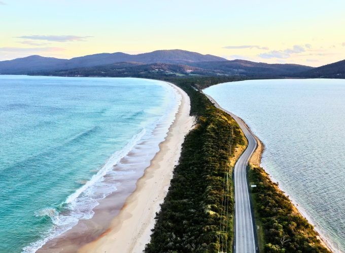 Australia Unfolded: Eastern Icons to Tasmanian Horizons 13D/12N