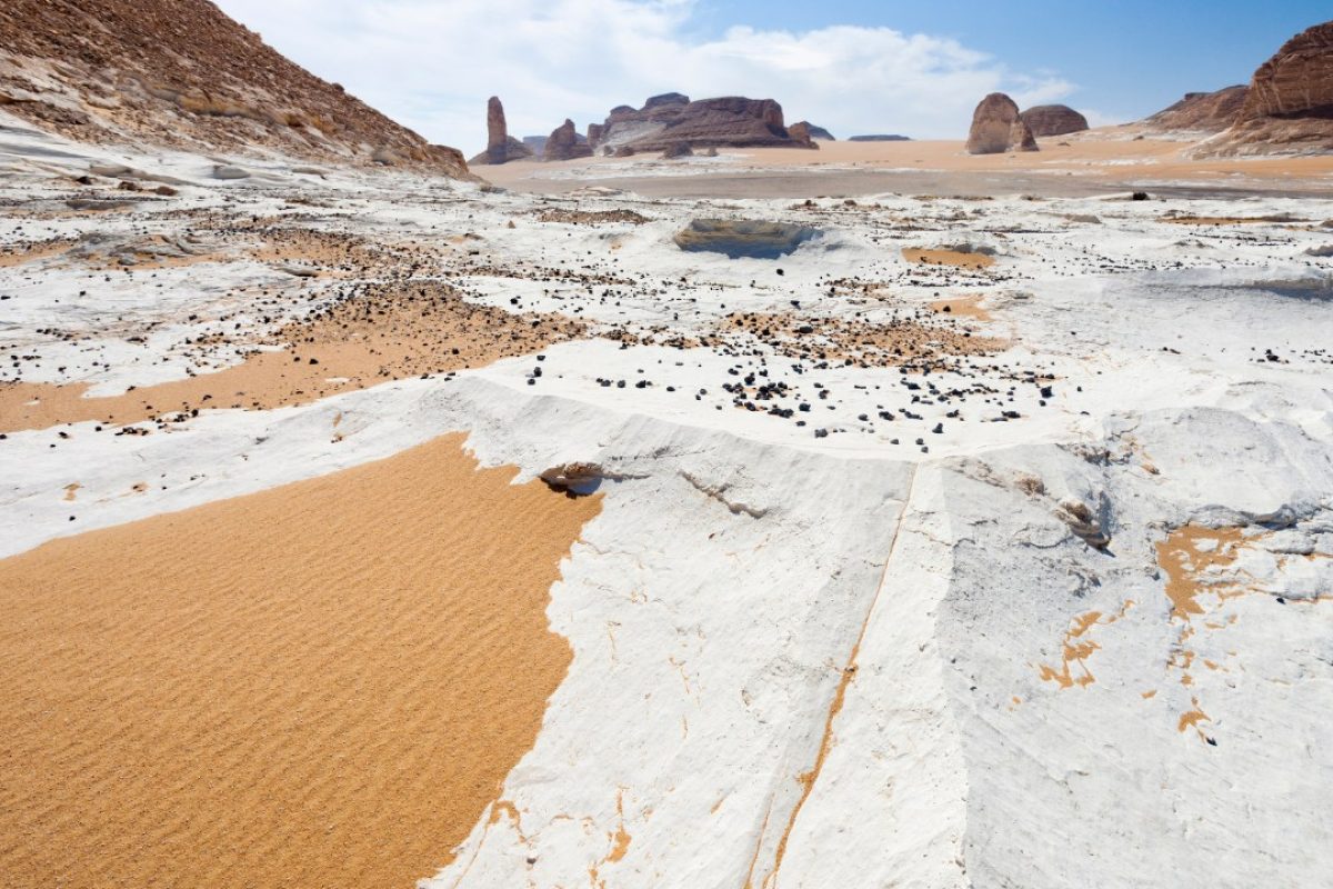 SND white desert