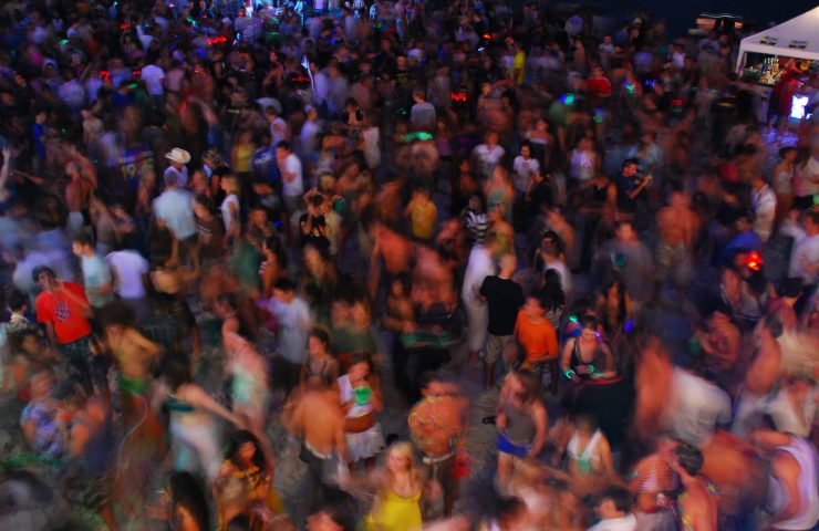 From Beach Raves to Rooftop Vibes: Thailand’s Legendary Nightlife & Party Culture