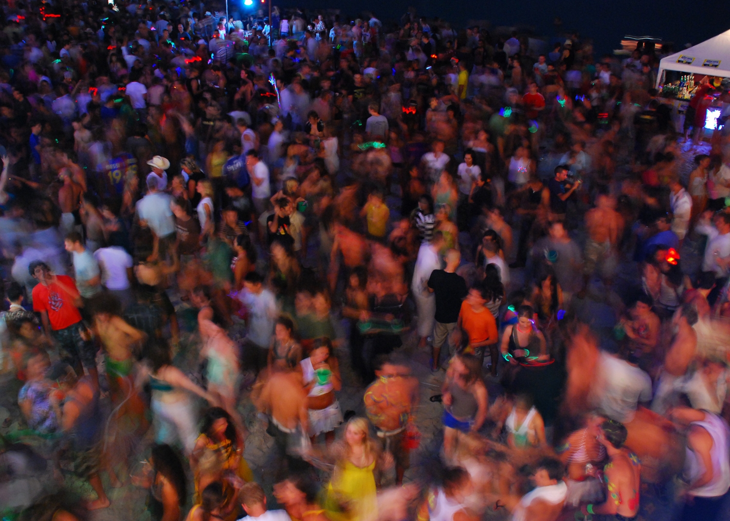 From Beach Raves to Rooftop Vibes: Thailand’s Legendary Nightlife & Party Culture